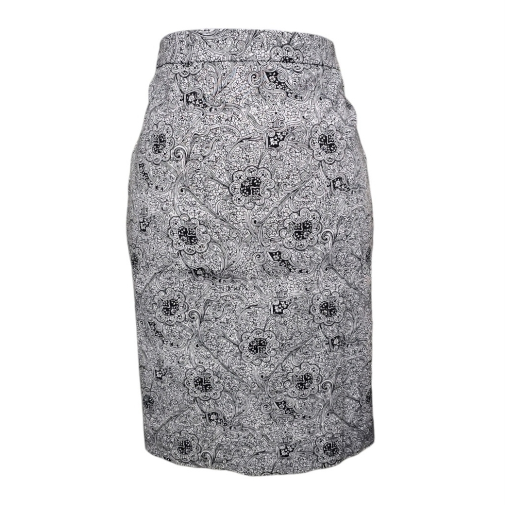Elegant Gray Paisley Skirt